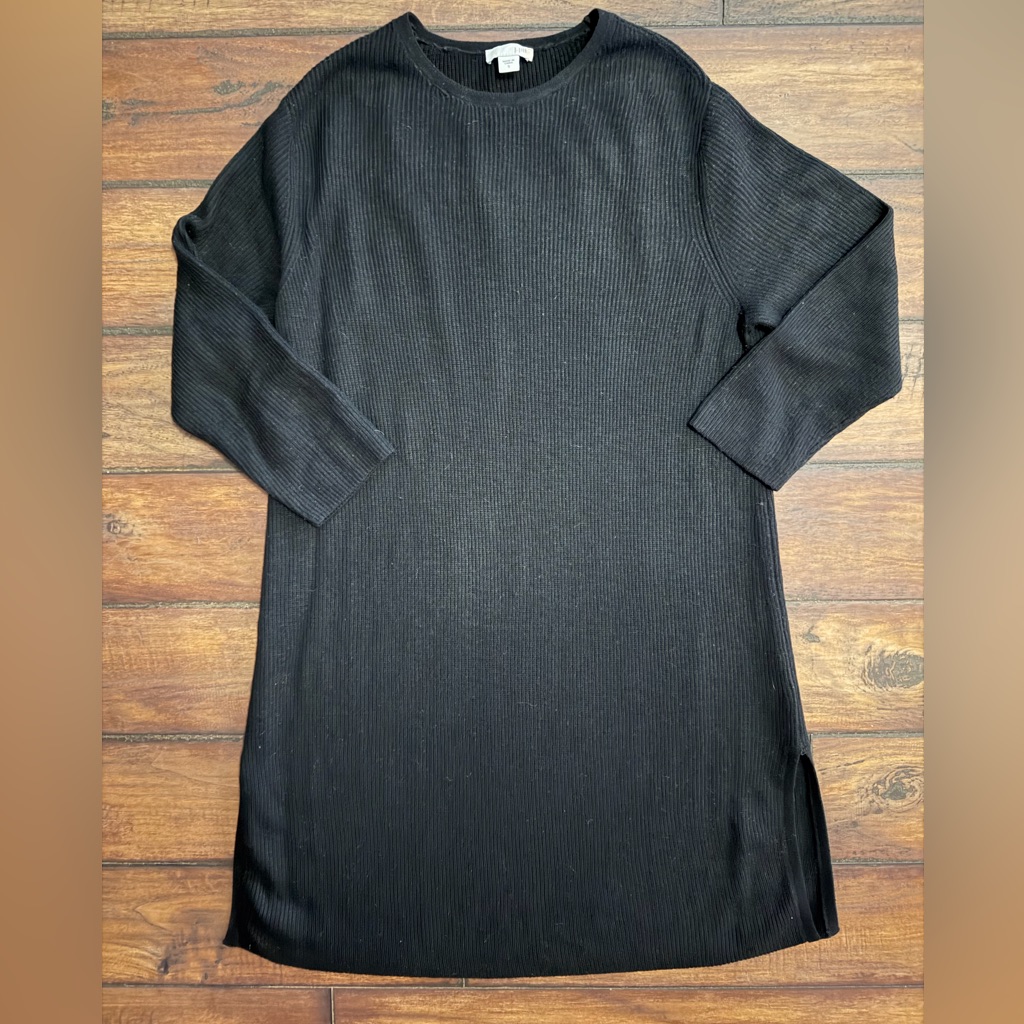 J. Jill Black Tunic Top With Side Slits
